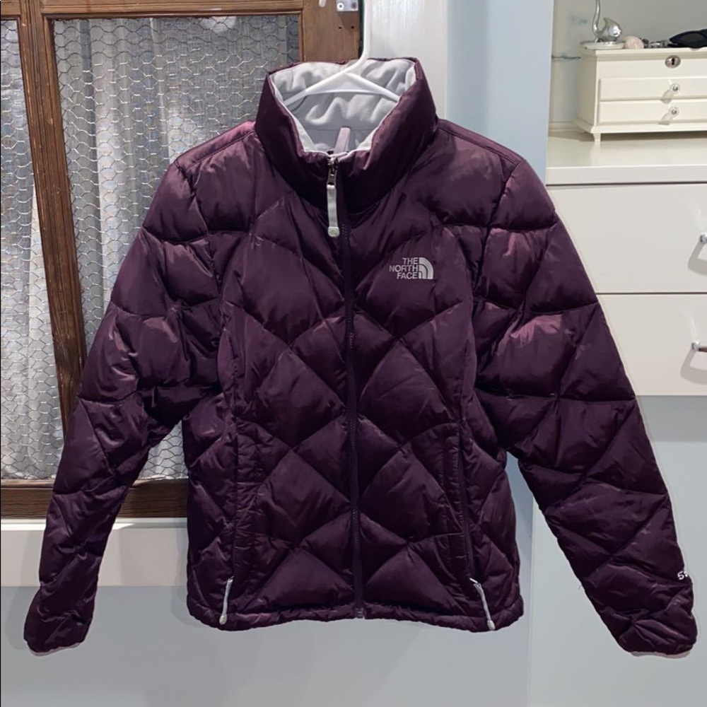Women's North Face 550 puff jacket